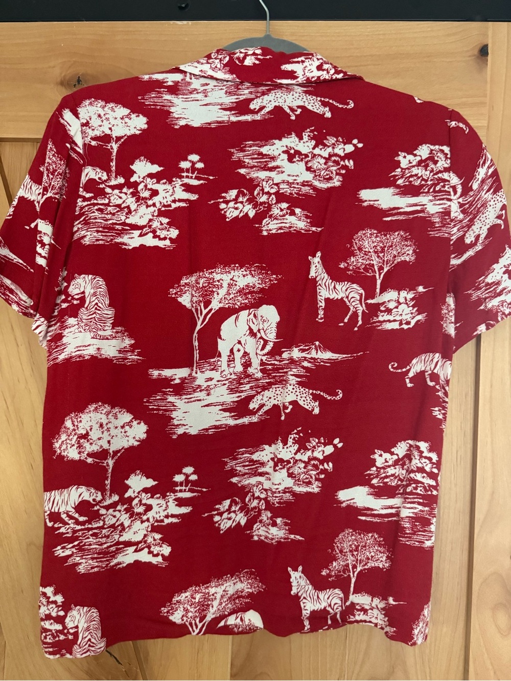 Reformation Red Cuba Top, Animal Print Short Sleeve Button-Up, Nairobi Print, S - Picture 4 of 6